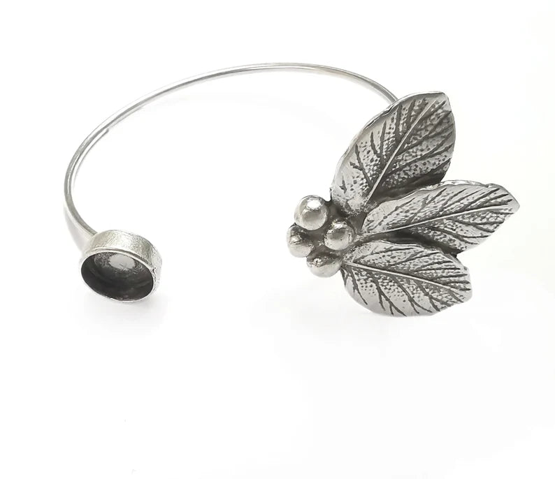 Silver Leafs Bracelet Blank Resin Cuff Dry Bezel Cabochon Base Adjustable Antique Silver Plated Brass (10mm Blanks) G26615