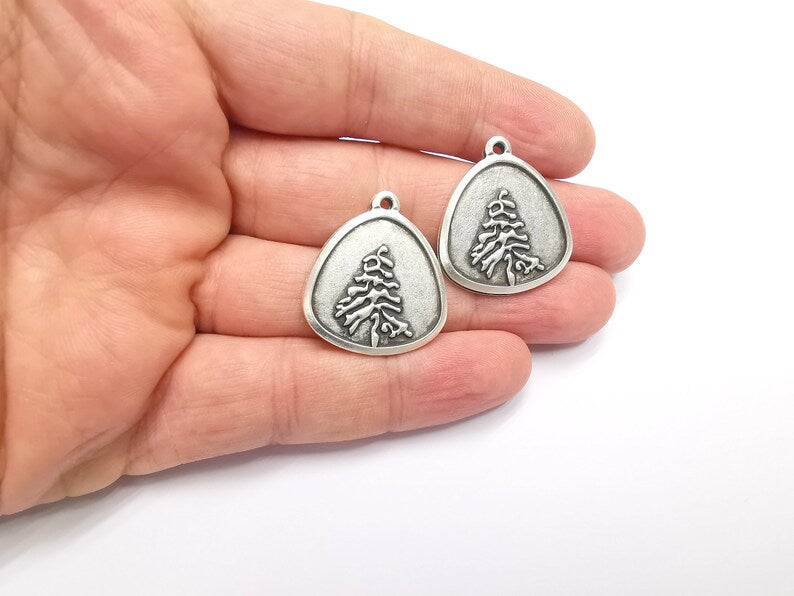 Winter Mountain Landscape Pine Tree Oval Pendant Charms Antique Silver Plated Charms (29x26mm) G26622