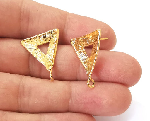 2 Brushed triangle earring stud base Shiny gold plated brass earring 1 pair (25x21mm) G25652