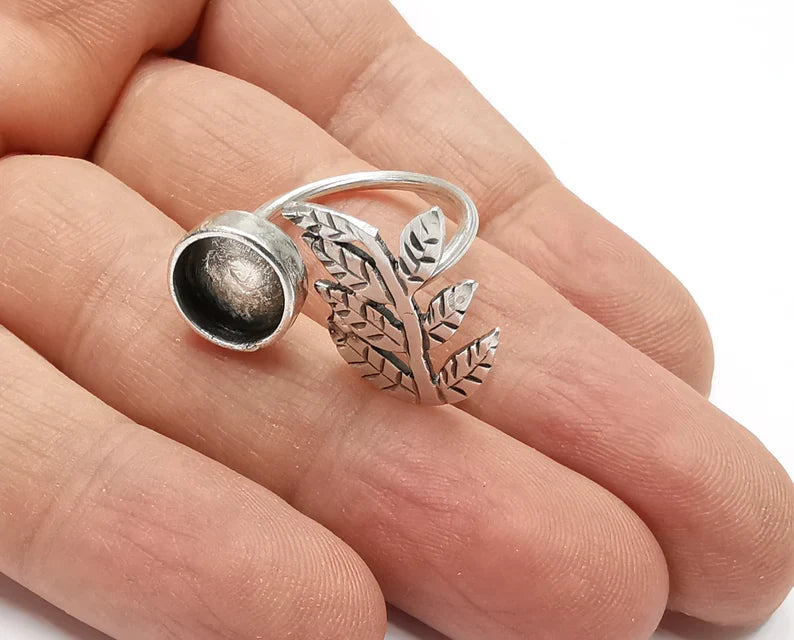 Leaf Branch Silver Ring Setting Blank Cabochon Mounting Adjustable Ring Base Bezel Antique Silver Plated Brass (10 mm) G26866