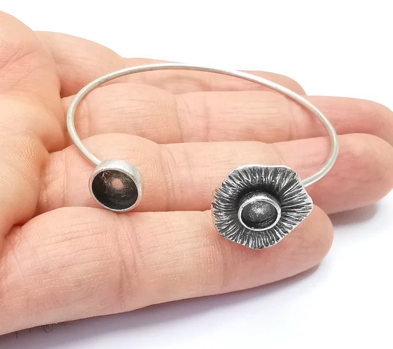Silver Flower Bracelet Blank Cuff Bezel Cabochon Base Resin Mountings Adjustable Antique Silver Plated Brass ( 6mm - 8mm Blanks) G26880