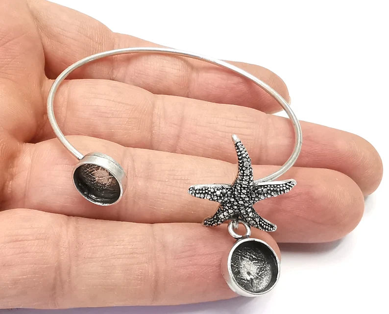 Starfish Dangle Bracelet Blanks, Cuff Bezels Cabochon Bases Resin Mountings, Cuff Frame, Antique Silver Plated Brass (10mm bezel) G26883