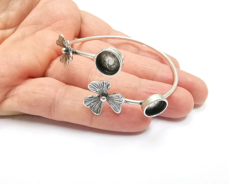 Silver Flower Bracelet Blank Cuff Bezel Cabochon Base Resin Mountings Adjustable Antique Silver Plated Brass (10mm Blanks) G26897