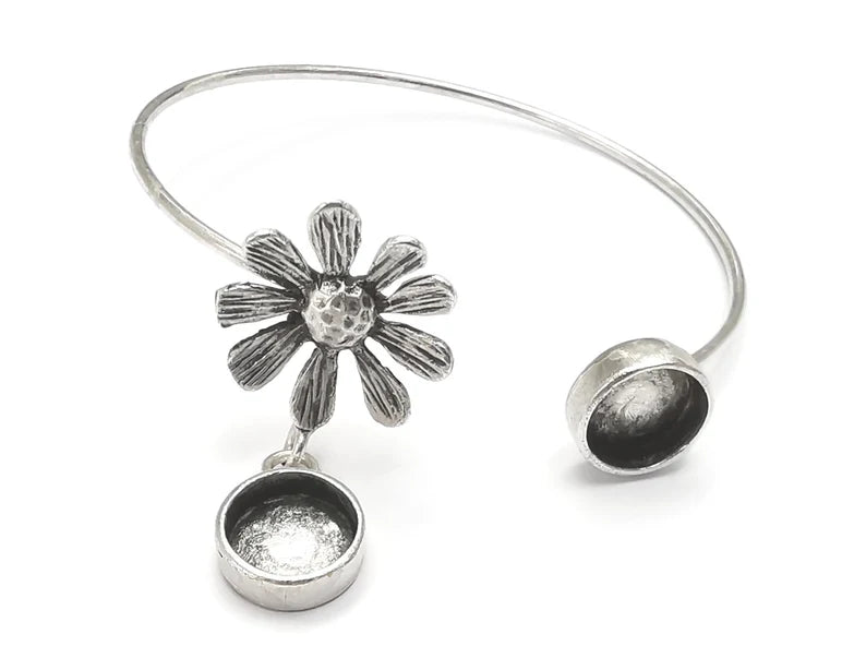 Flower Dangle Bracelet Blanks, Cuff Bezels Cabochon Bases Resin Mountings, Cuff Frame, Antique Silver Plated Brass (10mm bezel blank) G26904