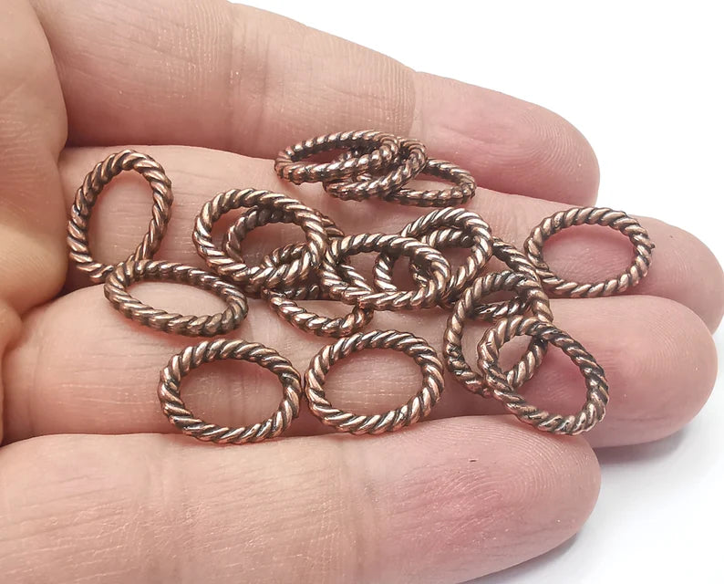 10 Twisted Oval Findings Antique Copper Plated Findings (15x11mm) G26685