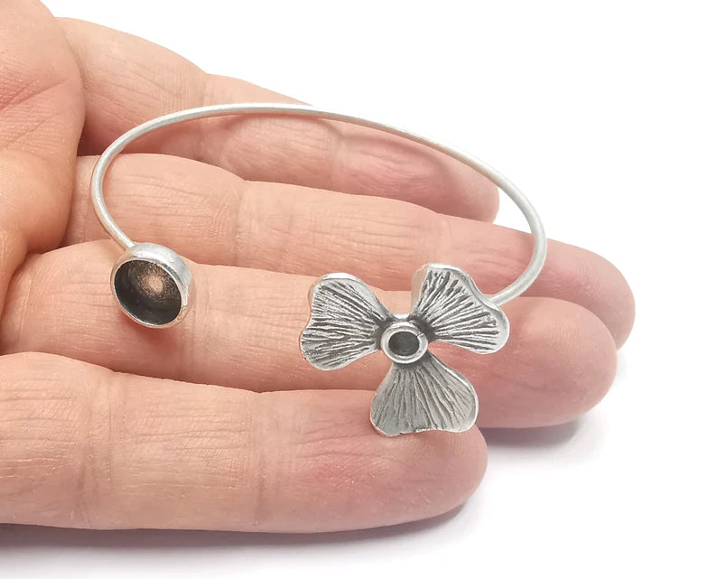 Silver Flower Bracelet Blank Cuff Bezel Cabochon Base Resin Mountings Adjustable Antique Silver Plated Brass (8 and 3mm Blank ) G26942