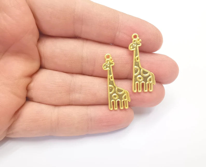 2 Giraffe Charms Gold Plated Charms (31x12mm) G26695