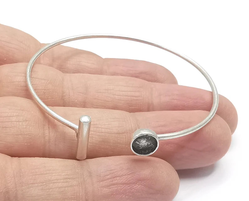 Rod Round Bracelet Blank Resin Cuff Dry Bezel Cabochon Base Adjustable Antique Silver Plated Brass (6mm Blank) G26724