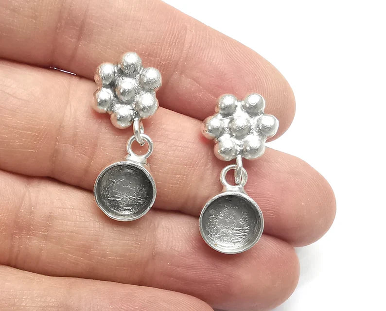 Flower Round Silver Earring Set Base Wire Antique Silver Plated Brass Earring Base (10mm blanks) G26965
