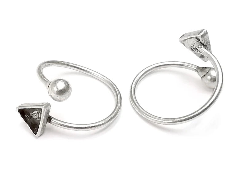 Triangle Ring Bases, Ring Blanks, Bezel Setting, Ring Frame, Cabochon Mountings Adjustable Antique Silver Plated Brass (6mm Blank) G26968