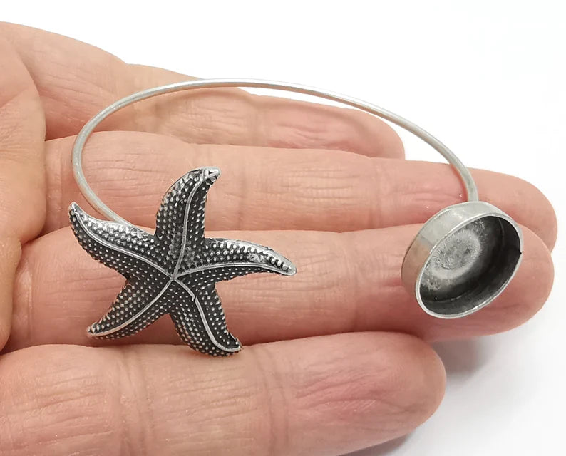 Starfish Bracelet Blanks, Cuff Bezels Cabochon Bases Resin Mountings, Cuff Frame, Antique Silver Plated Brass (14mm bezel) G26977