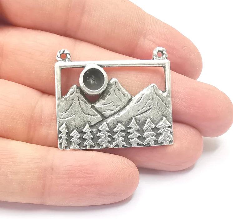 Landscape Pendant Mountain Forest Pine Tree Blank Resin Bezel Mounting Cabochon Base Setting Antique Silver Plated Charms (6mm Blank) G26728