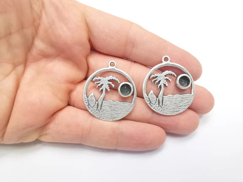 Palm Tree Tropical island Beach Pendant Blank Resin Bezel Mounting Cabochon Base Setting Antique Silver Plated Charms (6mm Blank) G26742