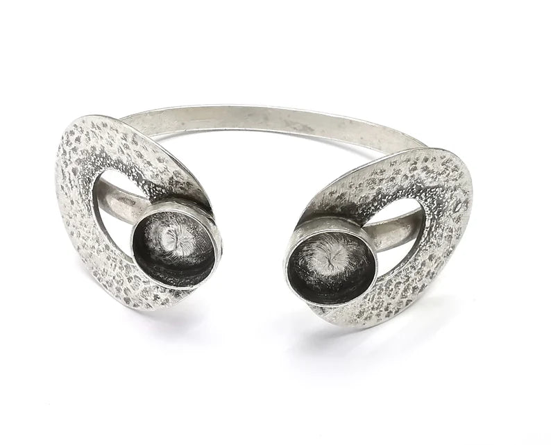 Hammered Discs Bracelet Blank Cuff Bezel Cabochon Base Resin Mountings Adjustable Antique Silver Plated Brass (12mm Blanks) G34466