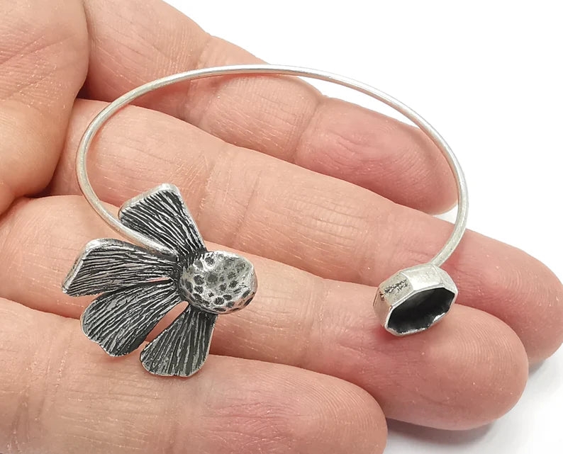 Silver Flower Bracelet Blank Cuff Bezel Cabochon Base Resin Mountings Adjustable Antique Silver Plated Brass (8mm Blank ) G27069