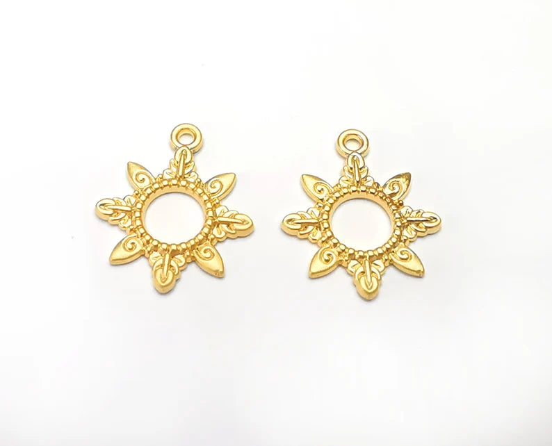 4 Sun Charms Gold Plated Charms (21x18mm) G26752