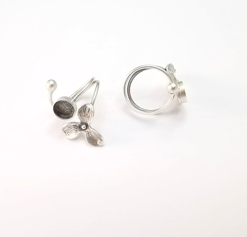 Flower Ring Setting Blank Cabochon Mounting Adjustable Ring Base Bezel Antique Silver Plated Brass (8mm) G26761