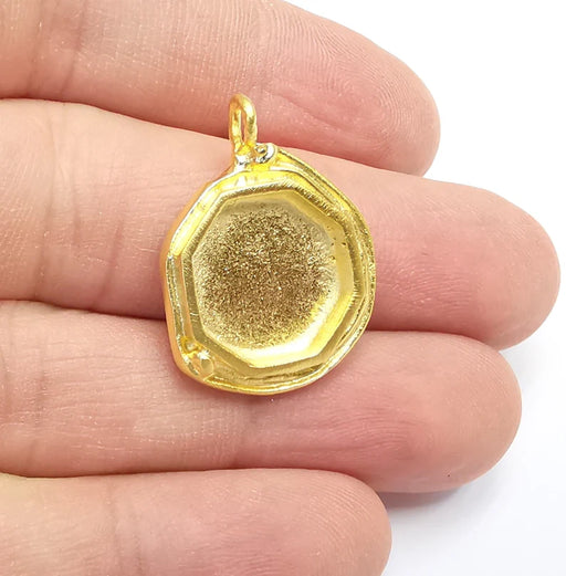 Octagon Pendant Blank Gold Plated Pendant (28x21mm) (16mm Blank Size) G26779