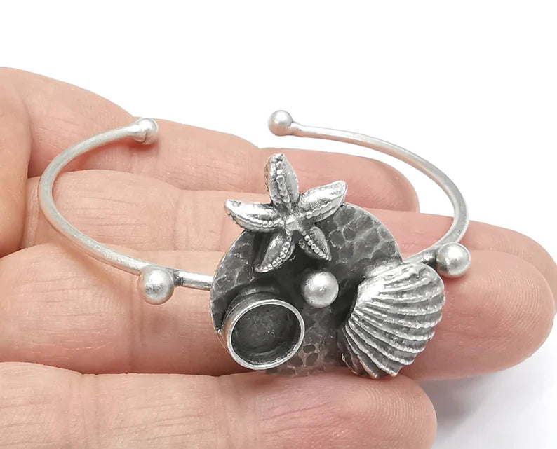 Scallop Starfish Hammered Silver Bracelet Brass cuff blank bezel Glass cabochon base Adjustable antique silver brass (8 mm blank) G26794