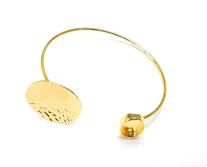 Curved Hammered Disc Oval Bracelet Base Blanks Cuff Blanks Adjustable Bracelet Shiny Gold Plated Brass (11x8mm Blank) G27094