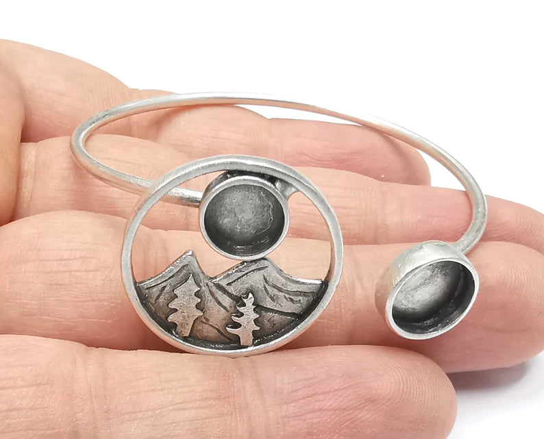 Mountain Landscape Pine Tree Round Bracelet Blank Resin Cuff Dry Bezel Cabochon Base Adjustable Antique Silver Plated Brass G26799