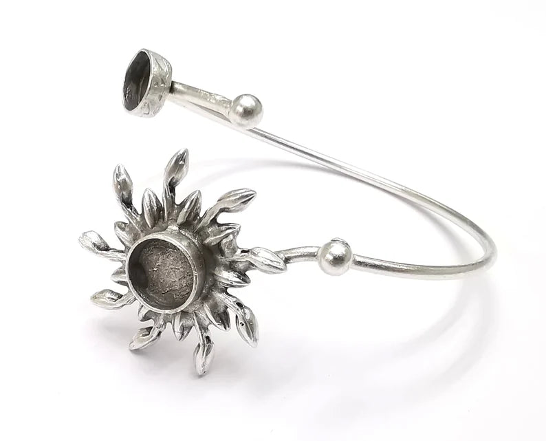 Sun Silver Bracelet Blank Resin Cuff Dry Bezel Cabochon Base Adjustable Antique Silver Plated Brass (10-8mm Blanks) G26813