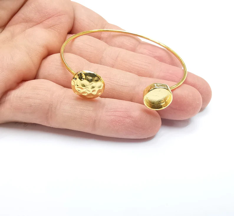 Hammered Disc Bracelet Base Blanks Cuff Blanks Adjustable Bracelet Shiny Gold Plated Brass (10mm Blank) G27117