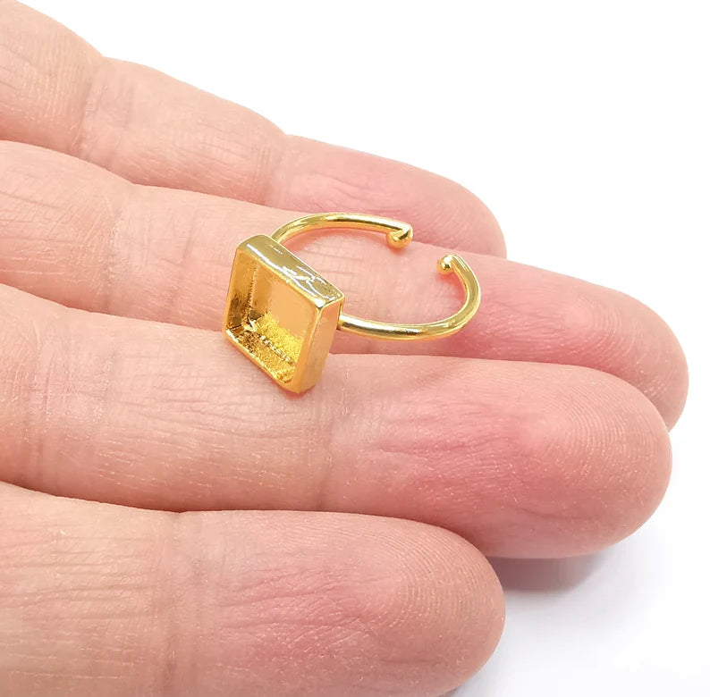 Shiny Gold Square Ring Bezels Ring Settings Resin Ring Backs Cabochon Mounting Gold Plated Brass Adjustable Ring Base (8mm blank) G27116