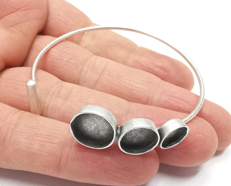 Round Rod Silver Bracelet Blank Resin Cuff Dry Bezel Cabochon Base Adjustable Antique Silver Plated Brass (12-10-8mm Blanks) G27119