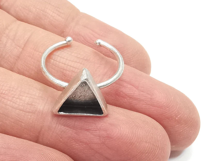 Triangle Silver Ring Setting Blank Cabochon Mounting Adjustable Ring Base Bezel Antique Silver Plated Brass (10mm Blank) G27134