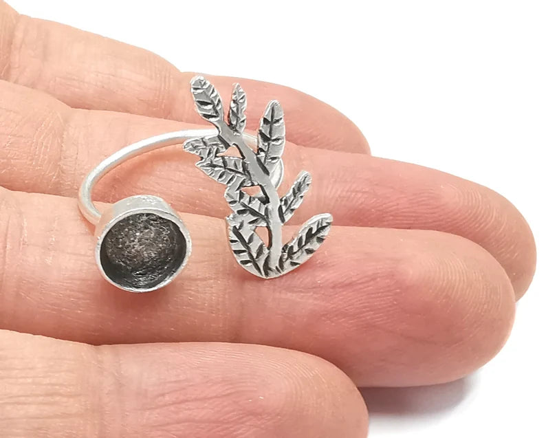 Leaf Branch Silver Ring Setting Blank Cabochon Mounting Adjustable Ring Base Bezel Antique Silver Plated Brass (8 mm) G26856