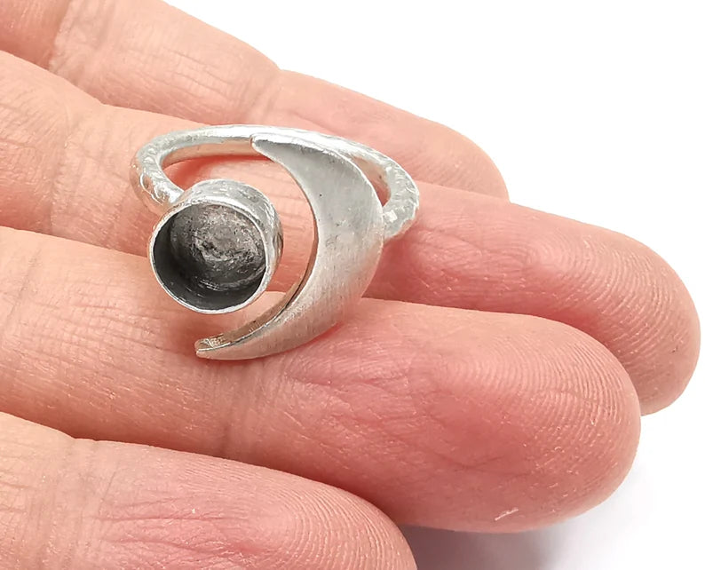 Crescent Moon Silver Ring Blank Base Bezel Settings Cabochon Base Mountings Adjustable , Antique Silver Plated Brass (8mm Blank) G27153