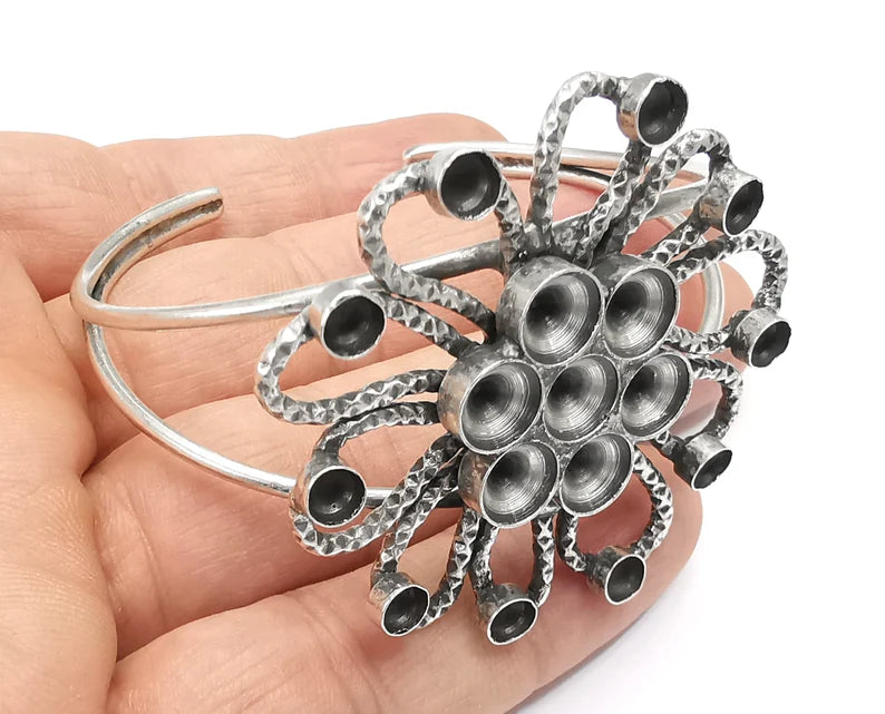 Tentacle bracelet cuff blank bezel Glass cabochon base Adjustable antique silver plated brass (8 and 5 mm Blanks) G26155