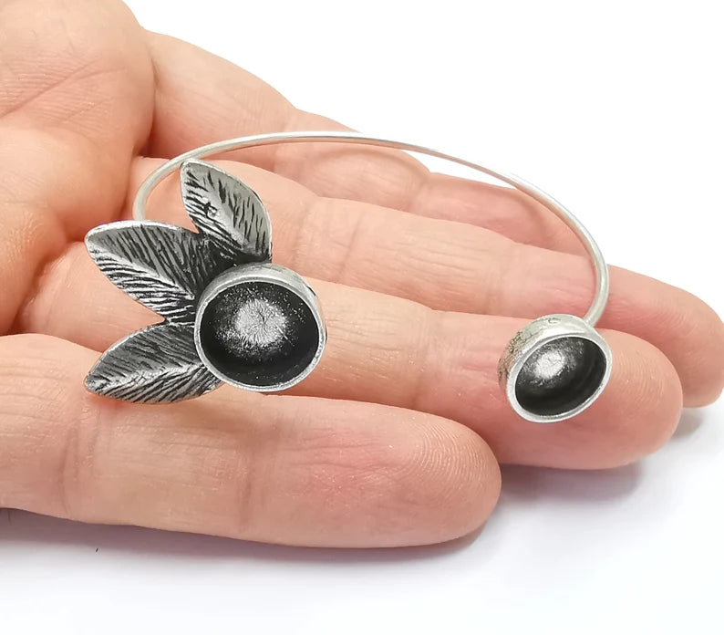 Silver Leaves Bracelet Blank Resin Cuff Dry Bezel Cabochon Base Adjustable Antique Silver Plated Brass ( 12mm - 10mm Blanks ) G26874