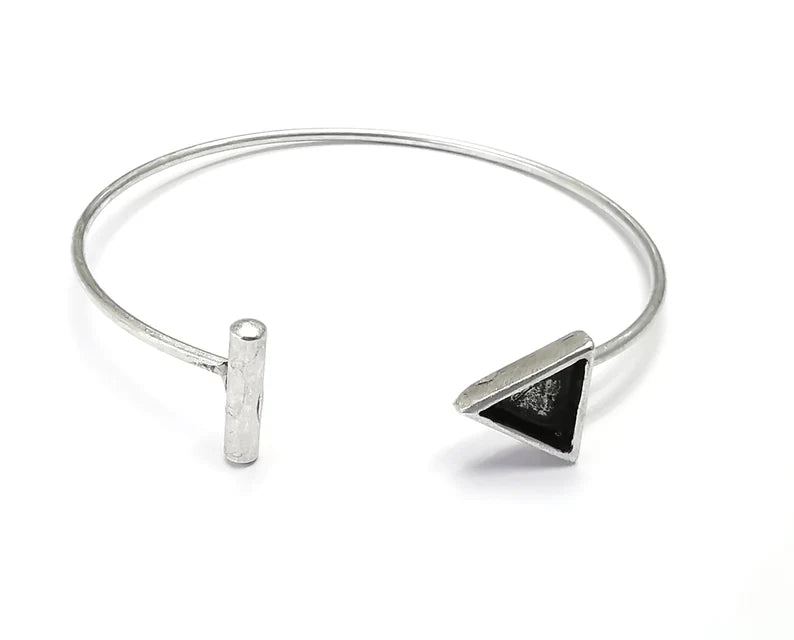 Triangle Rod Bracelet Blank Resin Cuff Dry Bezel Cabochon Base Adjustable Antique Silver Plated Brass (8 mm Blank) G26875