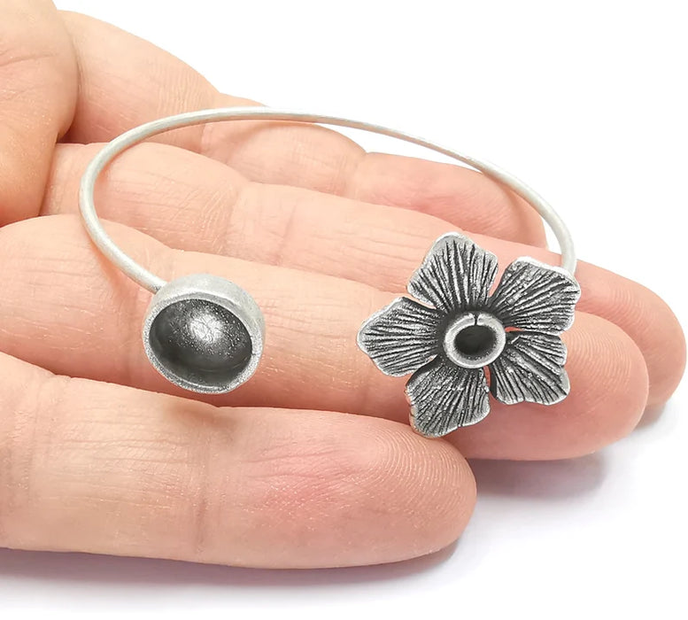 Silver Flower Bracelet Blank Cuff Bezel Cabochon Base Resin Mountings Adjustable Antique Silver Plated Brass ( 10mm Blank ) G26891