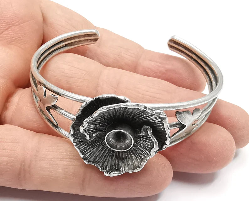 Flowers Flowers Bracelet Brass Cuff Blank Bezel Glass Cabochon Base Adjustable Antique Silver (8mm ) G26927 Brass Cuff Blank Bezel Glass Cabochon Base Adjustable Antique Silver (8mm ) G26927