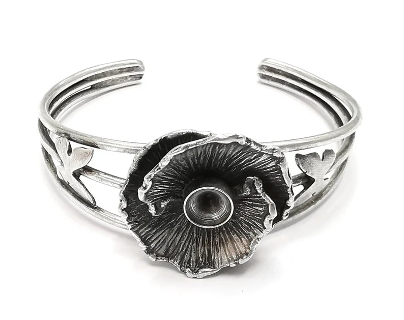 Flowers Flowers Bracelet Brass Cuff Blank Bezel Glass Cabochon Base Adjustable Antique Silver (8mm ) G26927 Brass Cuff Blank Bezel Glass Cabochon Base Adjustable Antique Silver (8mm ) G26927