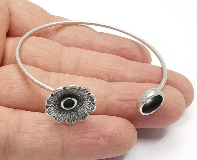 Silver Flower Bracelet Blank Cuff Bezel Cabochon Base Resin Mountings Adjustable Antique Silver Plated Brass (8mm Blank) G26933