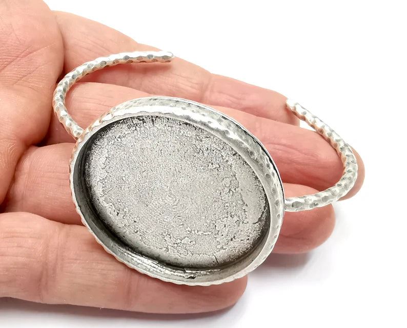 Bracelet Blank Cuff Bezel Resin Cuff inlay Blank Glass Cabochon Base Bezel Hammered Adjustable Antique Silver Plated Bracelet (40mm ) G27181