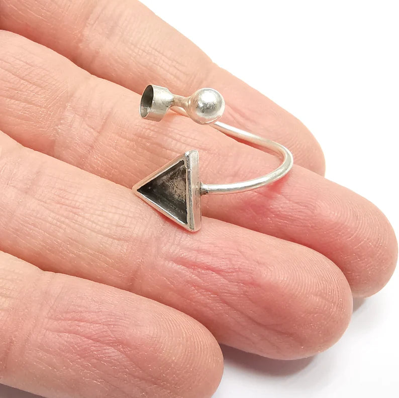 Silver Ball Head Triangle Ring Setting Cabochon Mounting Adjustable Ring Base Bezel Antique Silver Plated Brass (8mm - 5mm Blank) G26960