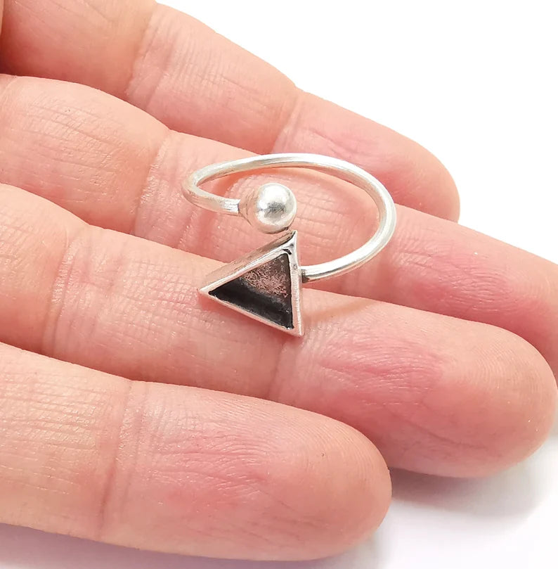 Silver Ball Head Triangle Ring Setting Cabochon Mounting Adjustable Ring Base Bezel Antique Silver Plated Brass ( 10mm Blank ) G27325