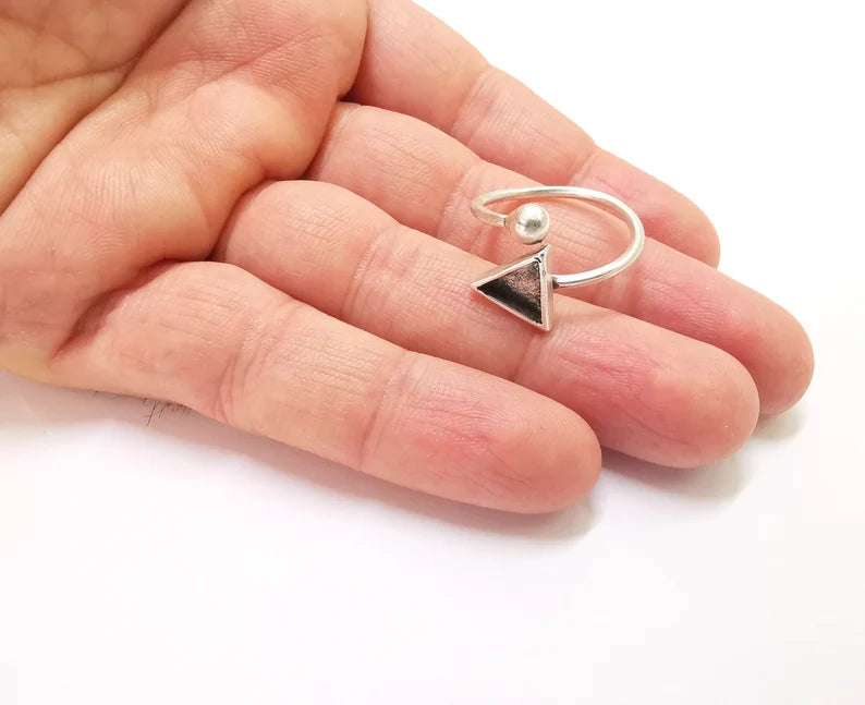 Silver Ball Head Triangle Ring Setting Cabochon Mounting Adjustable Ring Base Bezel Antique Silver Plated Brass ( 10mm Blank ) G27325