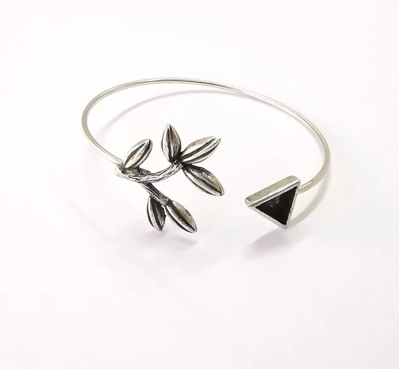 Branch Leaf Silver Bracelet Triangle Blank Resin Cuff Dry Bezel Cabochon Base Adjustable Antique Silver Plated Brass (8mm Blank) G27004