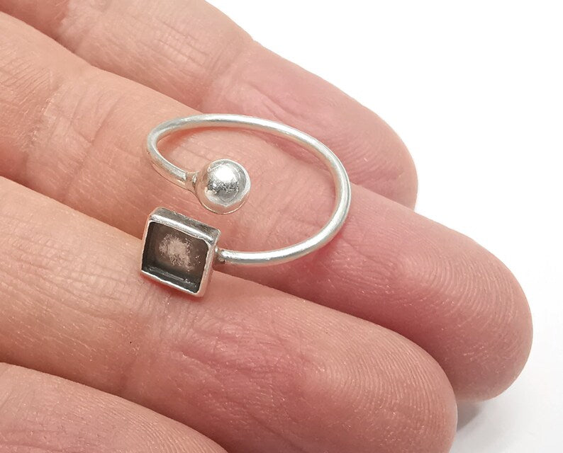 Wrap Ball Square Blank Silver Ring Setting Cabochon Mounting Adjustable Ring Base Bezel Antique Silver Plated Brass (6mm blank) G27028