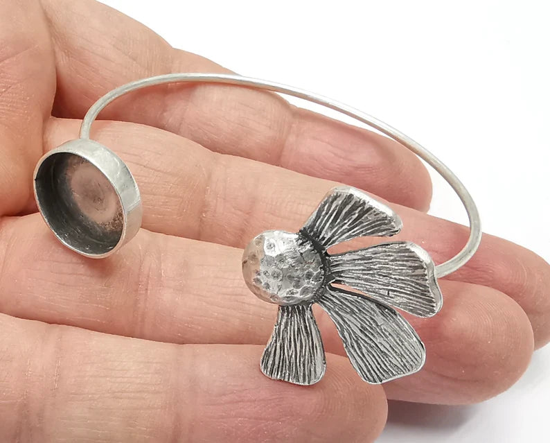 Silver Flower Bracelet Blank Cuff Bezel Cabochon Base Resin Mountings Adjustable Antique Silver Plated Brass (14mm Blank ) G27057