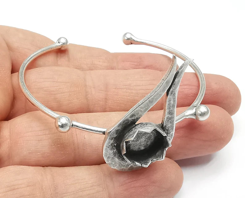 Tulip Flower Silver Bracelet Blank Resin Cuff Dry Bezel Cabochon Base Adjustable Antique Silver Plated Brass (12mm Blanks) G27109