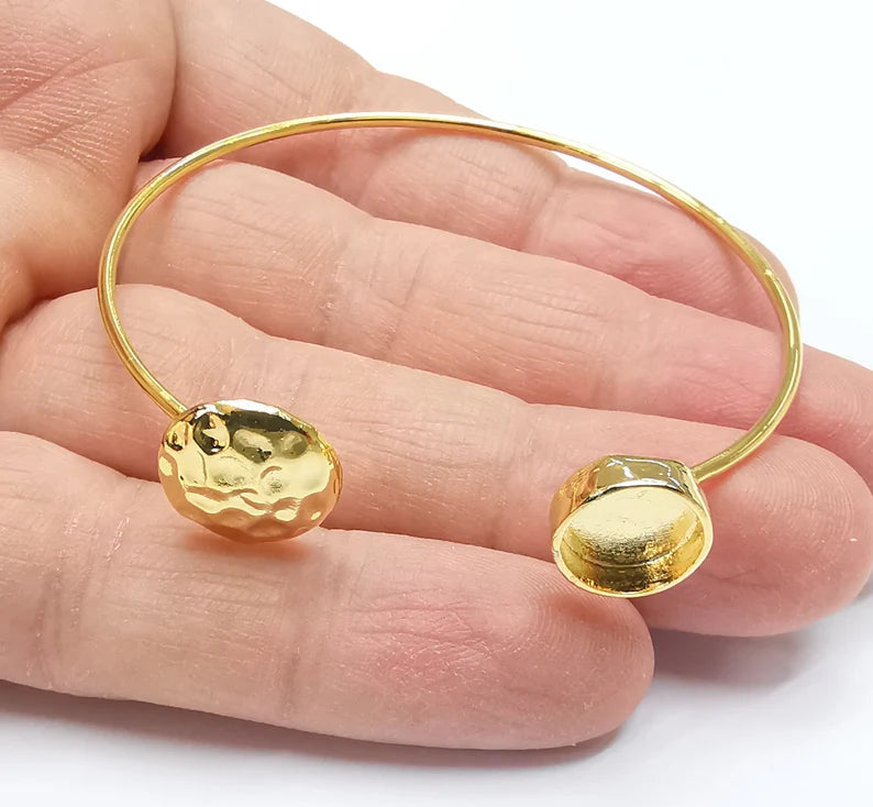 Hammered Disc Bracelet Base Blanks Cuff Blanks Adjustable Bracelet Shiny Gold Plated Brass (10mm Blank) G27117