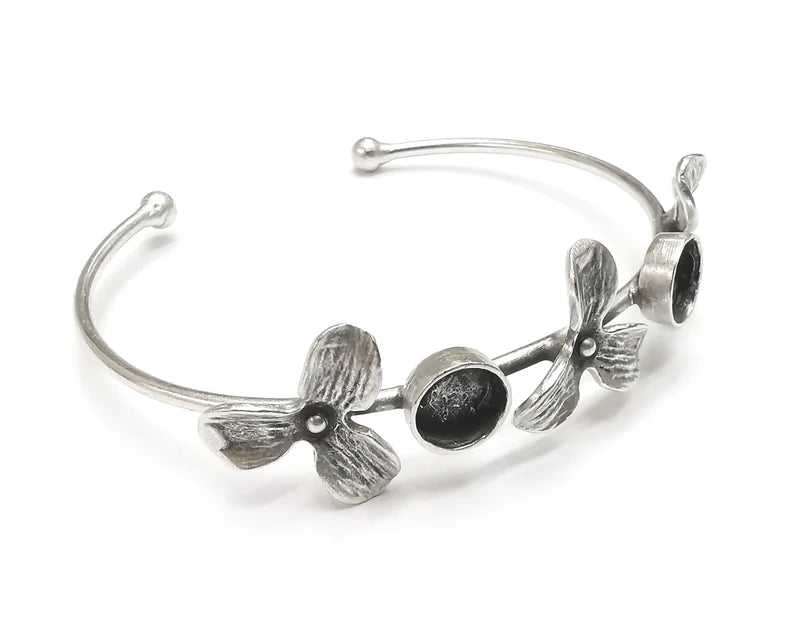 Flower Silver Bracelet Blank Resin Cuff Dry Bezel Cabochon Base Adjustable Antique Silver Plated Brass (8mm Blanks) G27118