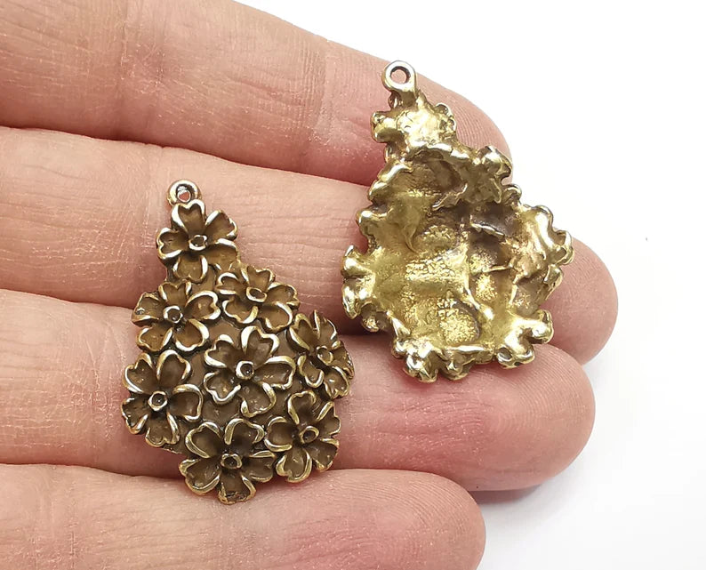 2 Flowers Dome Charms Antique Bronze Plated Charms (35x25mm) G27253
